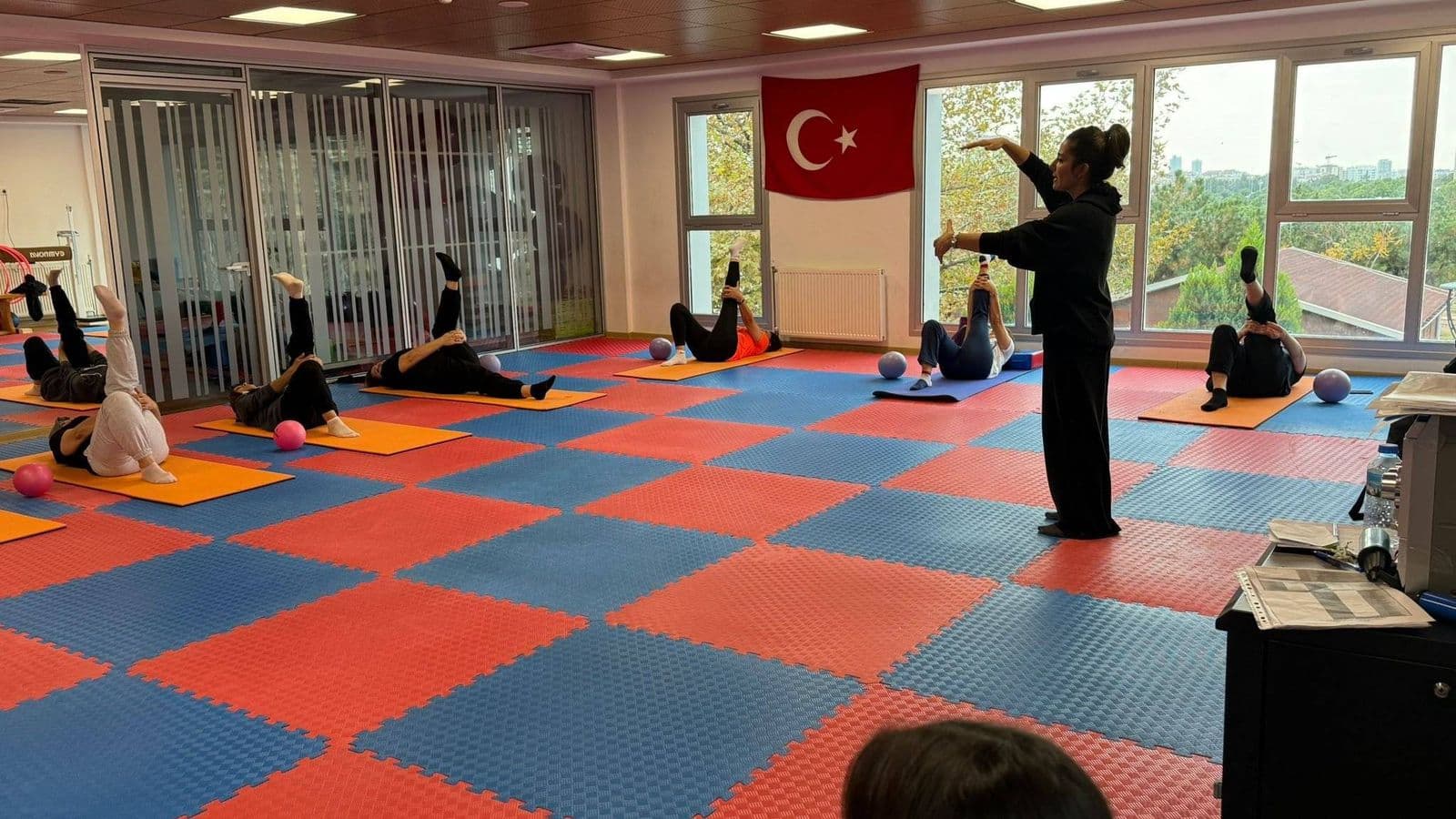 İzmir - MS hastaları için pilates projesinde ikinci dönem tamamlandı